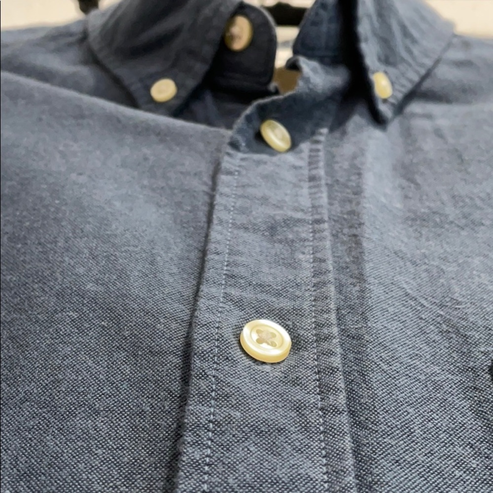 Basic Button Down Shirt - Picture 4 of 6